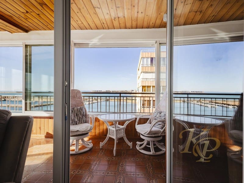 Apartamento de 3 habitaciones en Torrevieja en venta con garaje - 389.500 € (Ref: 9778008)