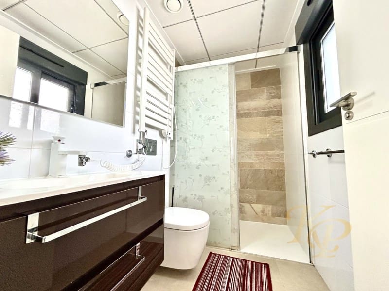 3 soverom Hus til salgs i Orihuela Costa med garasje - € 375 000 (Ref: 9778009)