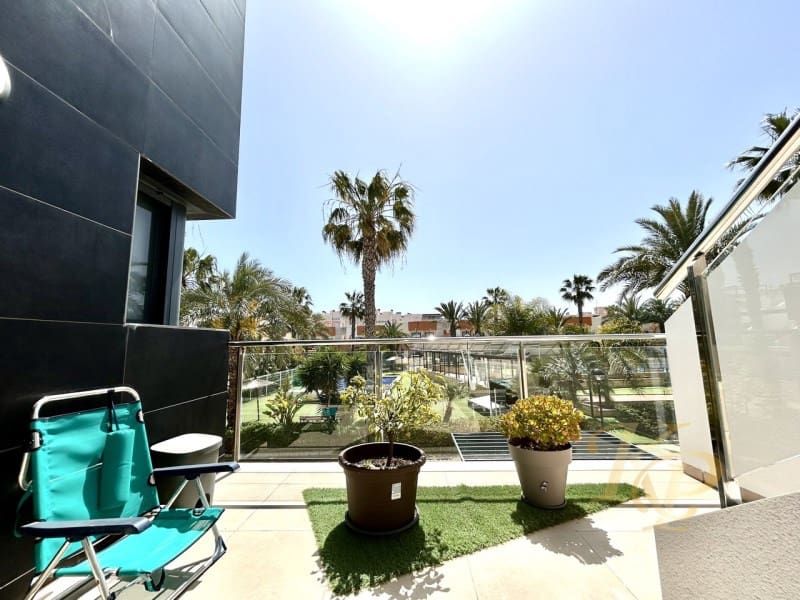 3 soverom Hus til salgs i Orihuela Costa med garasje - € 375 000 (Ref: 9778009)