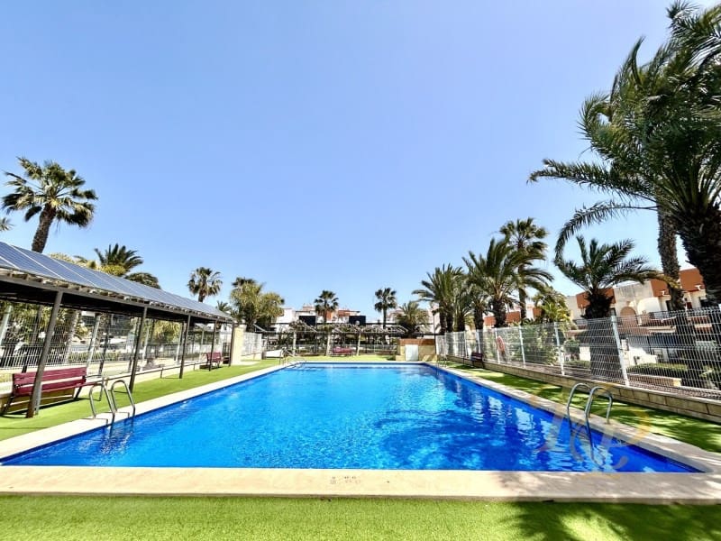 3 soverom Hus til salgs i Orihuela Costa med garasje - € 375 000 (Ref: 9778009)