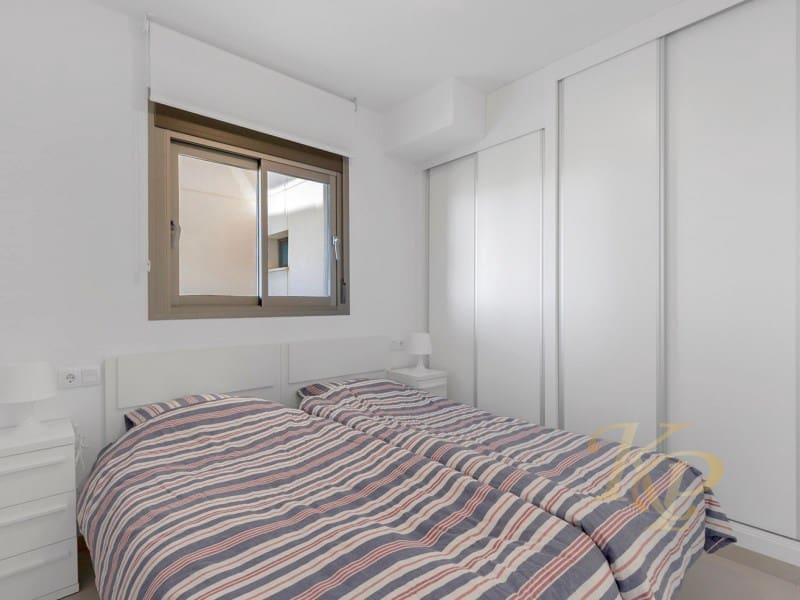 2 bedroom Apartment for sale in Orihuela Costa with garage - € 289,000 (Ref: 9778010)