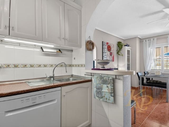 3 chambre Maison de Ville à vendre à Playa Flamenca, Orihuela avec piscine - 249 000 € (Ref: 9778011)