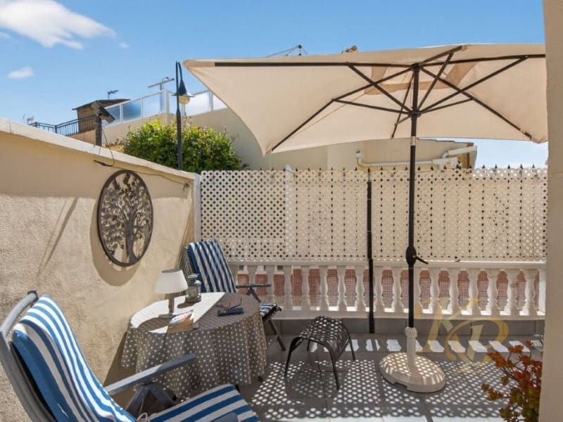 3 chambre Maison de Ville à vendre à Playa Flamenca avec piscine - 249 000 € (Ref: 9778011)