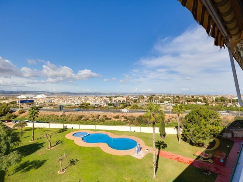 2 quarto Apartamento para venda em Torrevieja com piscina - 159 969 € (Ref: 9780456)