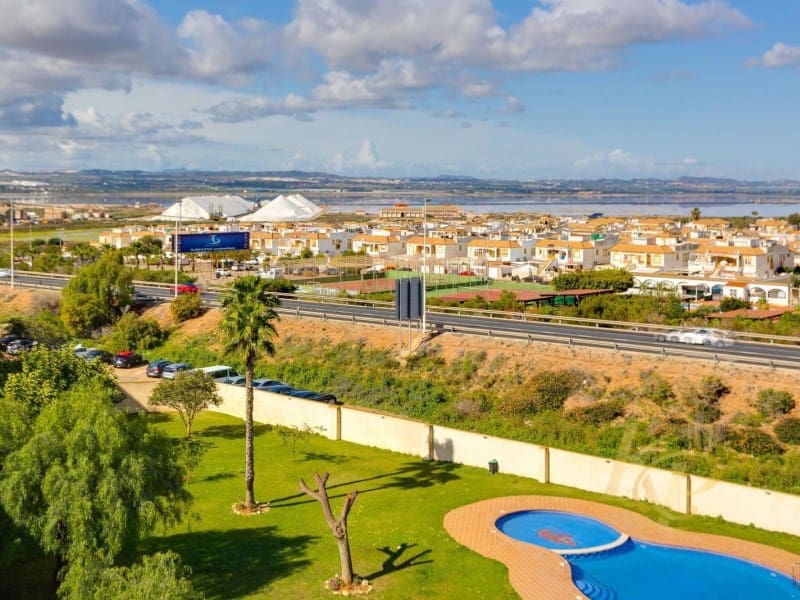 2 quarto Apartamento para venda em Torrevieja com piscina - 159 969 € (Ref: 9780456)