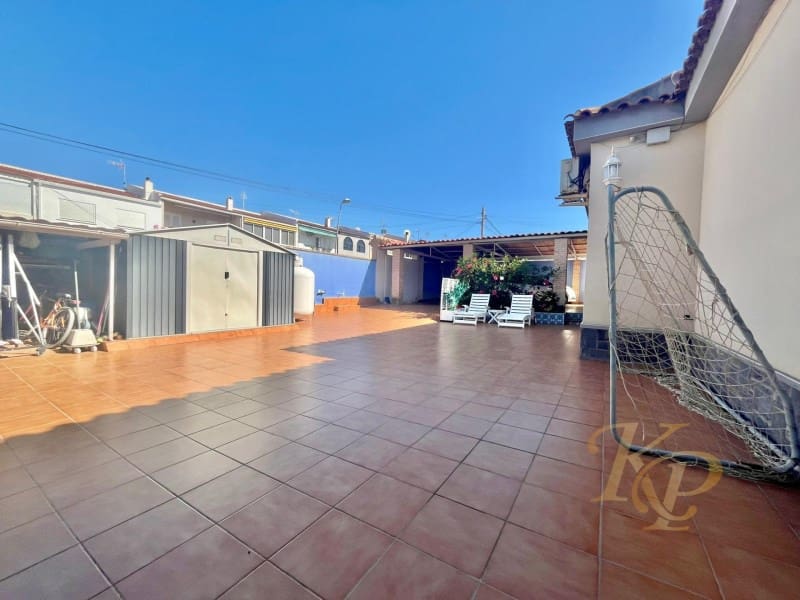 3 soveværelse Villa til salg i Torrevieja - € 449.000 (Ref: 9780458)