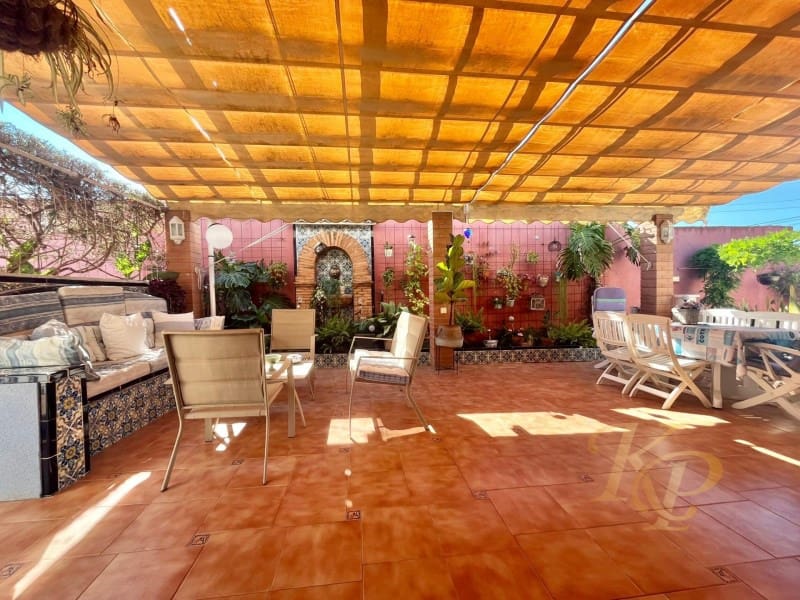 3 soveværelse Villa til salg i Torrevieja - € 449.000 (Ref: 9780458)