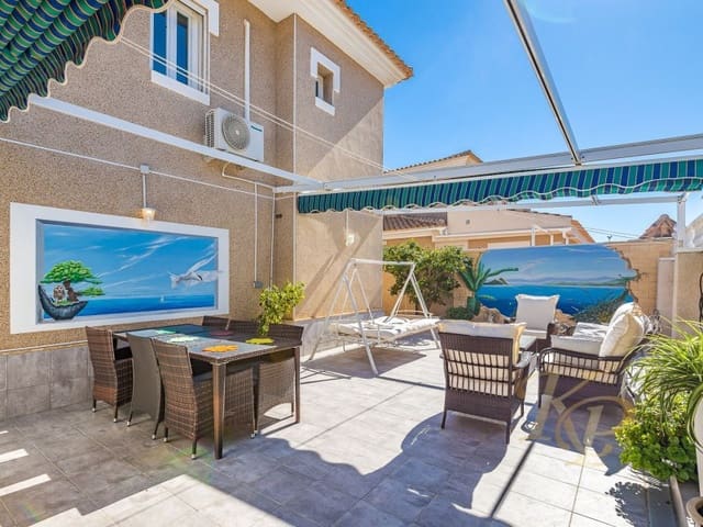 5 bedroom Villa for sale in Los Altos with pool - € 396,000 (Ref: 9780459)