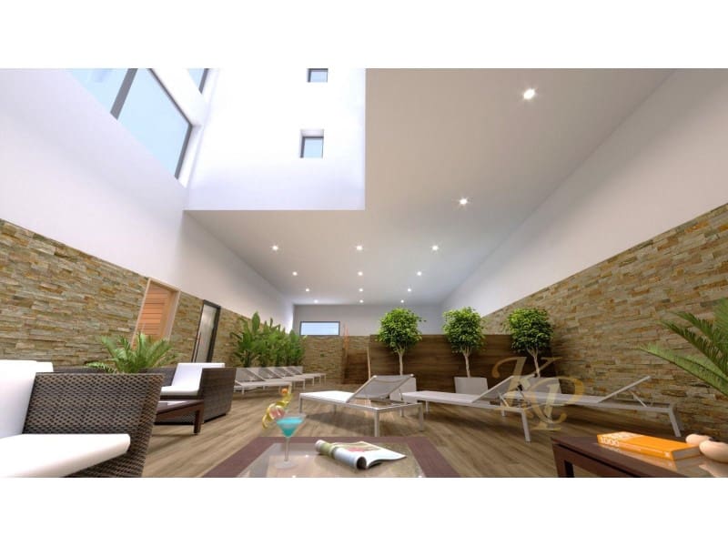 2 slaapkamer Penthouse te koop in Torrevieja met zwembad - € 349.000 (Ref: 9785122)