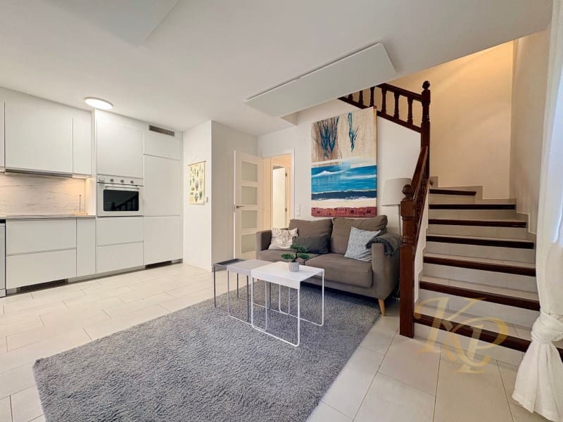 4 soverom Hus til salgs i Cabo Roig med svømmebasseng garasje - € 390 000 (Ref: 9785124)