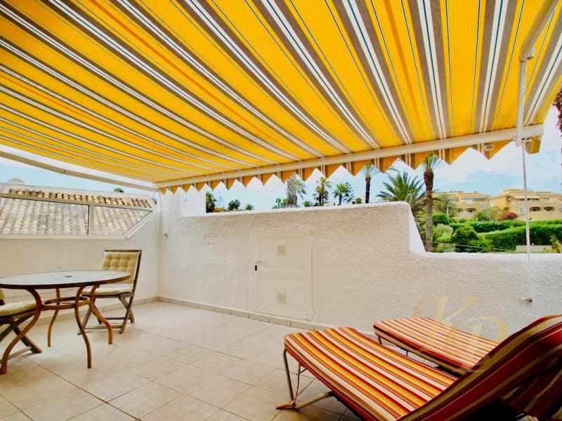 4 soverom Hus til salgs i Cabo Roig med svømmebasseng garasje - € 390 000 (Ref: 9785124)