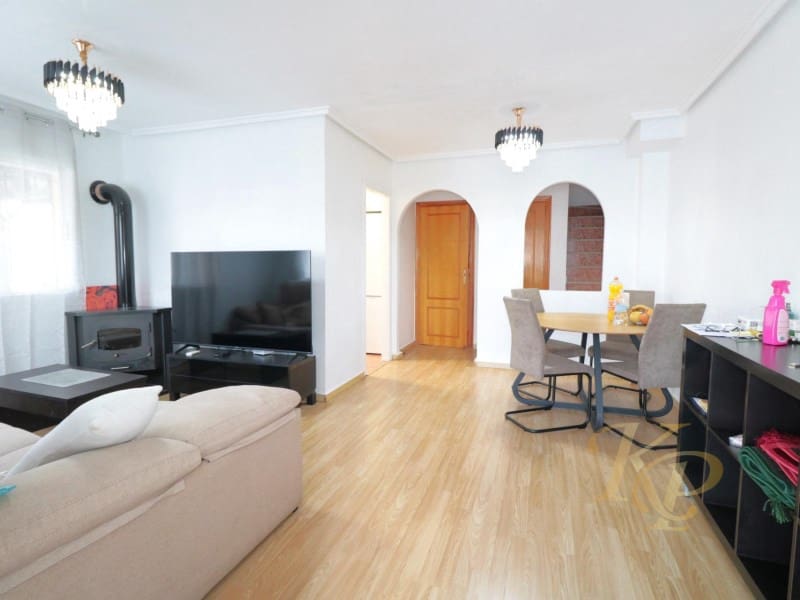 3 slaapkamer Huis te koop in Torrevieja met zwembad - € 228.000 (Ref: 9790944)