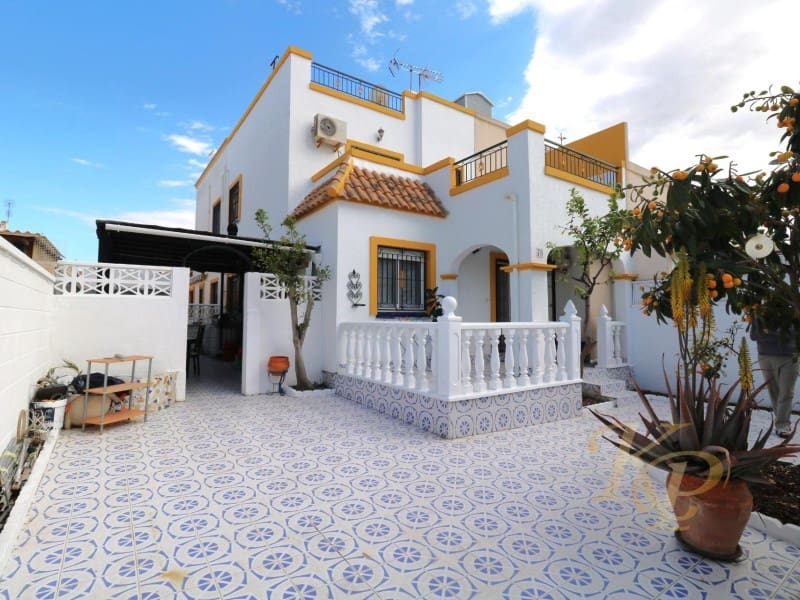 3 slaapkamer Huis te koop in Torrevieja met zwembad - € 228.000 (Ref: 9790944)