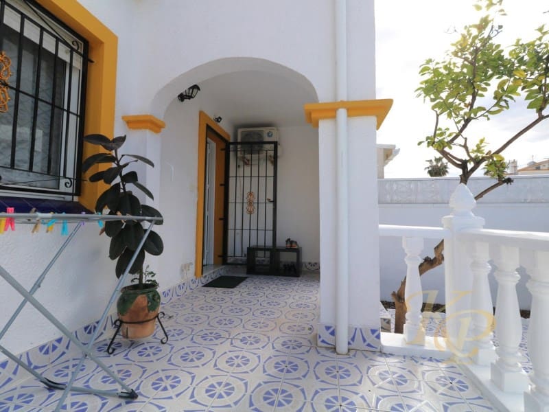 3 slaapkamer Huis te koop in Torrevieja met zwembad - € 228.000 (Ref: 9790944)
