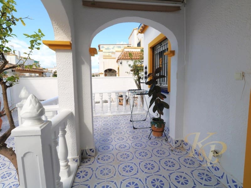 3 slaapkamer Huis te koop in Torrevieja met zwembad - € 228.000 (Ref: 9790944)