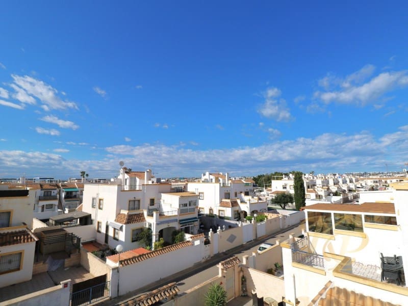 3 slaapkamer Huis te koop in Torrevieja met zwembad - € 228.000 (Ref: 9790944)