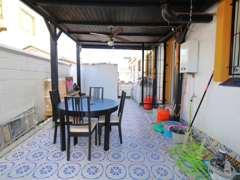 3 slaapkamer Huis te koop in Torrevieja met zwembad - € 228.000 (Ref: 9790944)