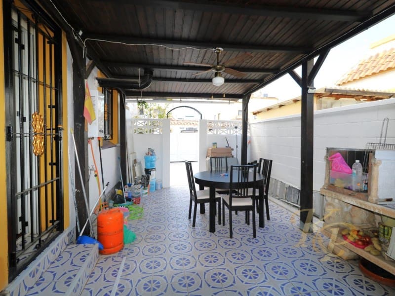 3 slaapkamer Huis te koop in Torrevieja met zwembad - € 228.000 (Ref: 9790944)