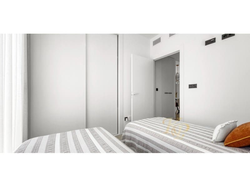 2 sovrum Lägenhet till salu i Torrevieja med garage - 312 500 € (Ref: 9790945)