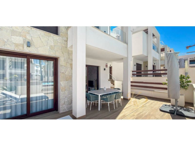 2 sovrum Lägenhet till salu i Torrevieja med garage - 312 500 € (Ref: 9790945)