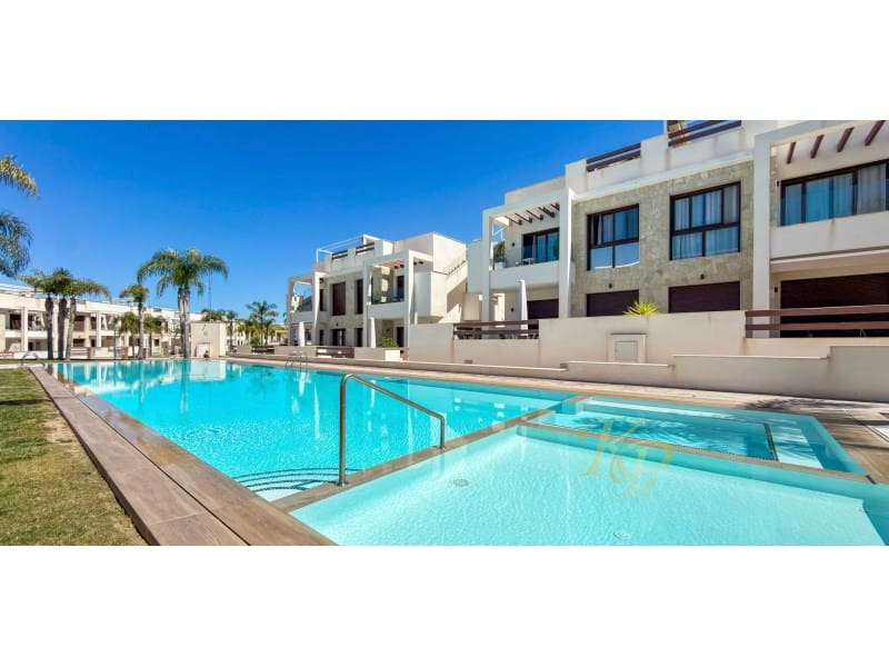 2 sovrum Lägenhet till salu i Torrevieja med garage - 312 500 € (Ref: 9790945)