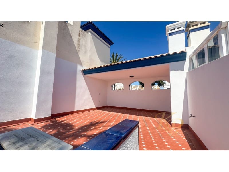 2 makuuhuone Bungalow myytävänä paikassa Orihuela Costa - 229 000 € (Ref: 9790946)