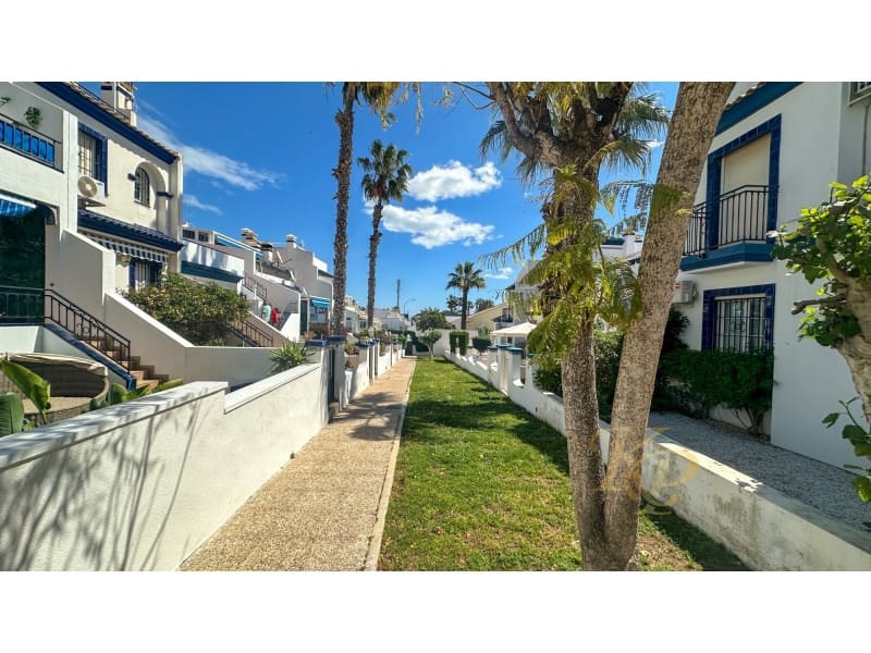 2 makuuhuone Bungalow myytävänä paikassa Orihuela Costa - 229 000 € (Ref: 9790946)