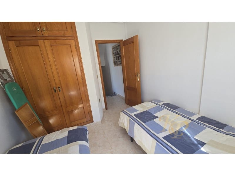 2 makuuhuone Omakotitalo myytävänä paikassa Orihuela Costa - 265 000 € (Ref: 9790947)