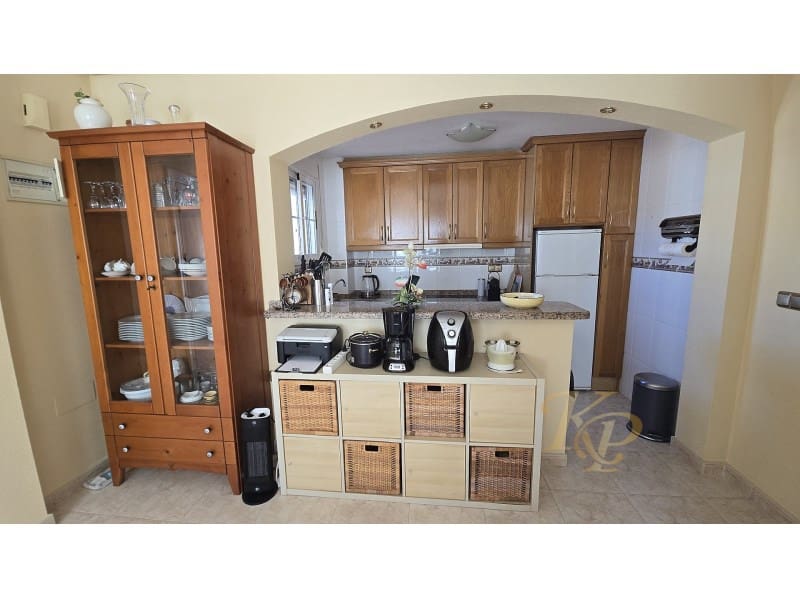 2 makuuhuone Omakotitalo myytävänä paikassa Orihuela Costa - 265 000 € (Ref: 9790947)