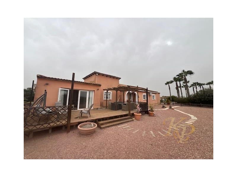 3 makuuhuone Huvila myytävänä paikassa Dolores mukana uima-altaan - 445 000 € (Ref: 9797009)