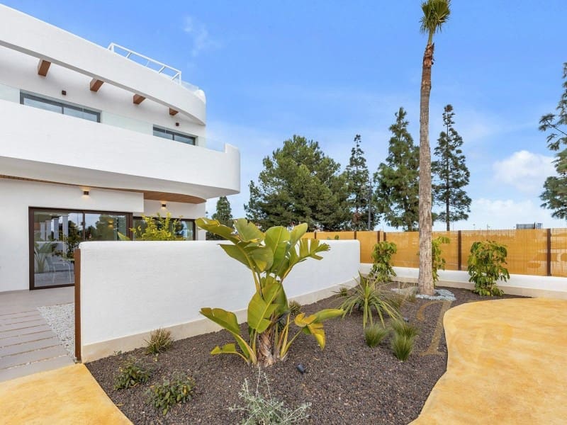 3 bedroom Apartment for sale in Los Alcazares with pool - € 309,900 (Ref: 9797010)