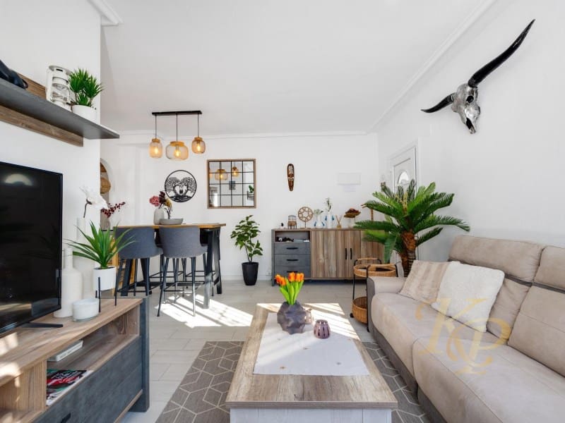 3 soverom Hus til salgs i Orihuela Costa - € 265 000 (Ref: 9799146)