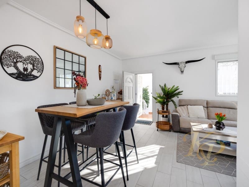 3 soverom Hus til salgs i Orihuela Costa - € 265 000 (Ref: 9799146)