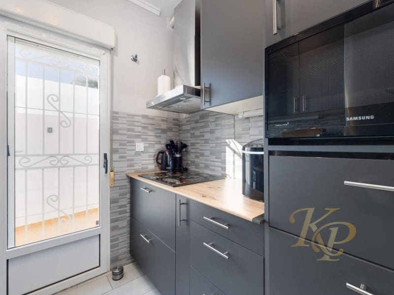 3 soverom Hus til salgs i Orihuela Costa - € 265 000 (Ref: 9799146)