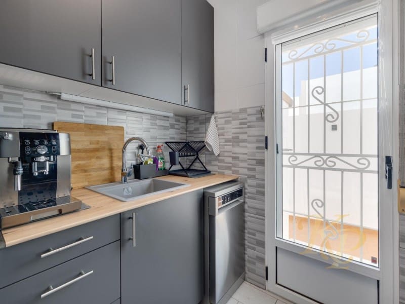 3 soverom Hus til salgs i Orihuela Costa - € 265 000 (Ref: 9799146)