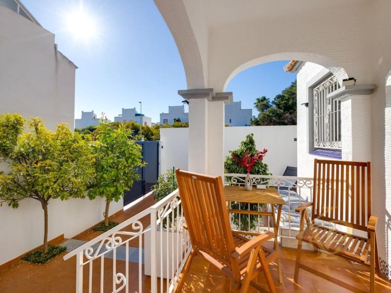 3 soverom Hus til salgs i Orihuela Costa - € 265 000 (Ref: 9799146)