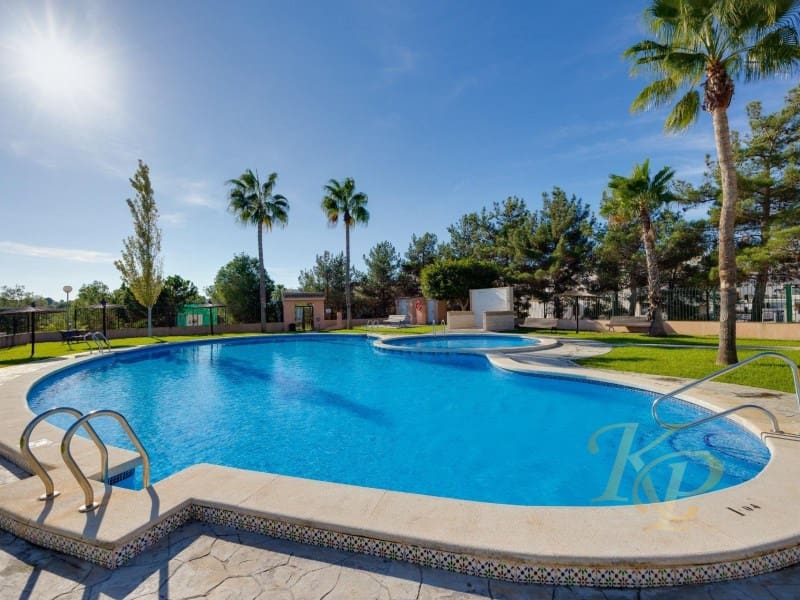 3 soverom Hus til salgs i Orihuela Costa - € 265 000 (Ref: 9799146)