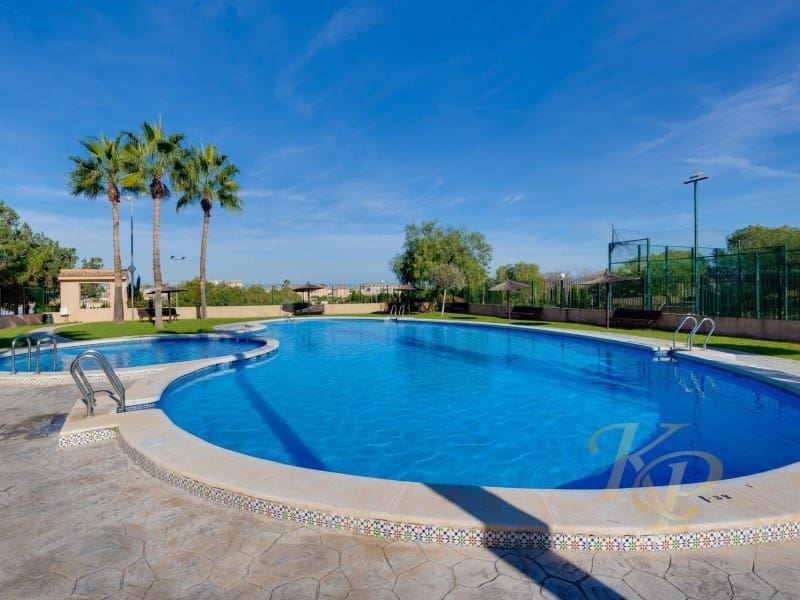 3 soverom Hus til salgs i Orihuela Costa - € 265 000 (Ref: 9799146)