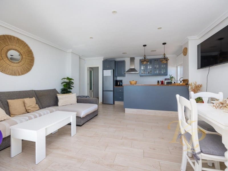 3 makuuhuone Huoneisto myytävänä paikassa Torrevieja - 290 000 € (Ref: 9799147)