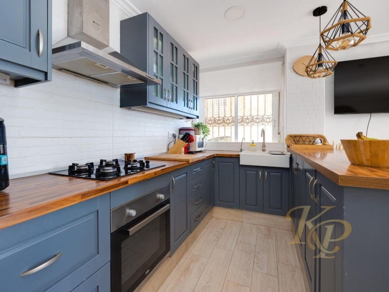 3 makuuhuone Huoneisto myytävänä paikassa Torrevieja - 290 000 € (Ref: 9799147)