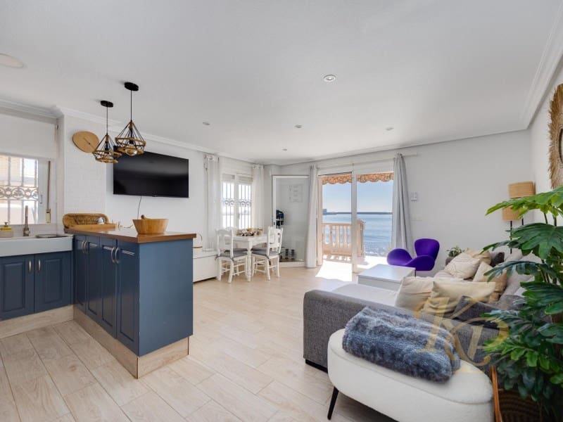 3 makuuhuone Huoneisto myytävänä paikassa Torrevieja - 290 000 € (Ref: 9799147)