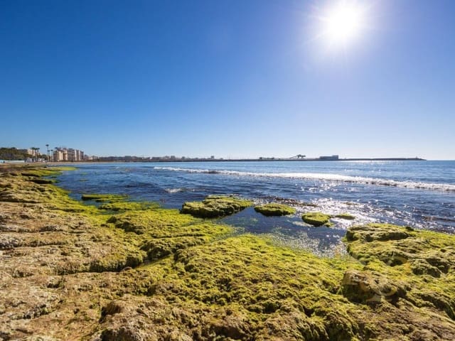 3 makuuhuone Huoneisto myytävänä paikassa Playa del Acequión, Torrevieja - 290 000 € (Ref: 9799147)