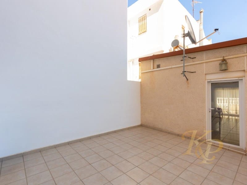3 Zimmer Apartment zu verkaufen in Torrevieja - 160.000 € (Ref: 9806400)