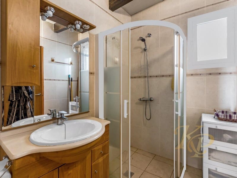 3 Zimmer Apartment zu verkaufen in Torrevieja - 160.000 € (Ref: 9806400)