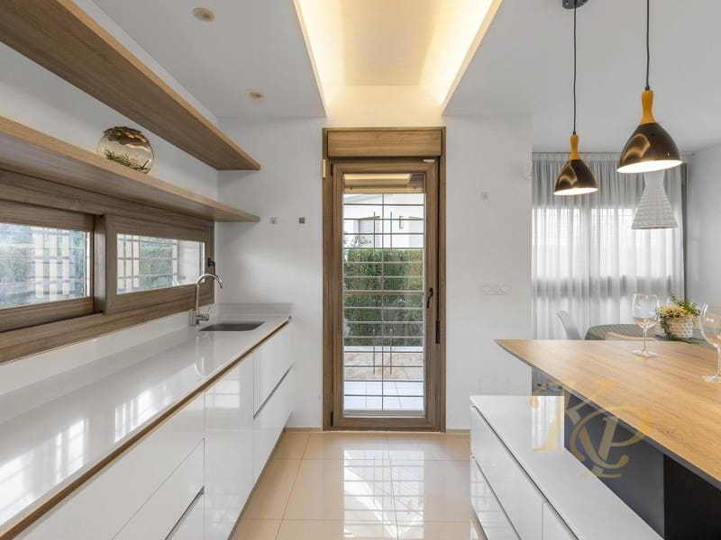 3 bedroom Townhouse for sale in Rojales with pool - € 420,000 (Ref: 9806401)