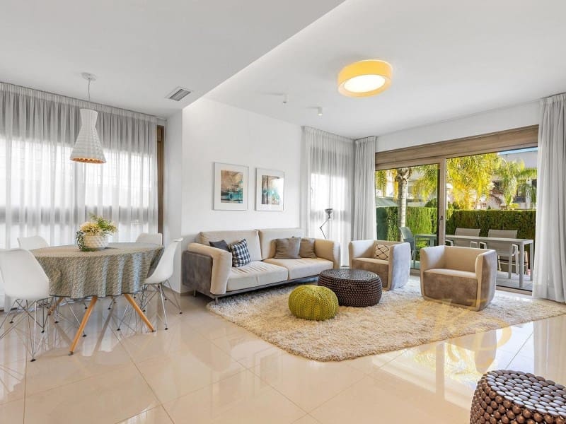 3 bedroom Townhouse for sale in Rojales with pool - € 420,000 (Ref: 9806401)