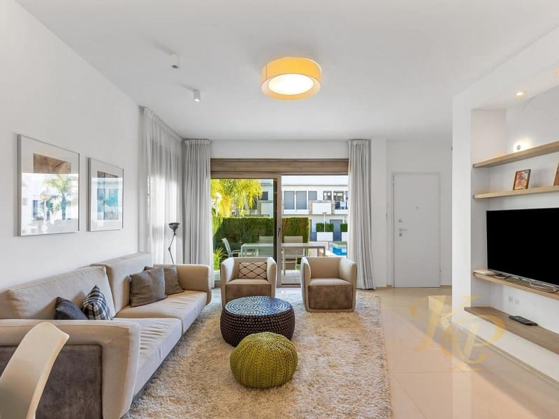 3 bedroom Townhouse for sale in Rojales with pool - € 420,000 (Ref: 9806401)