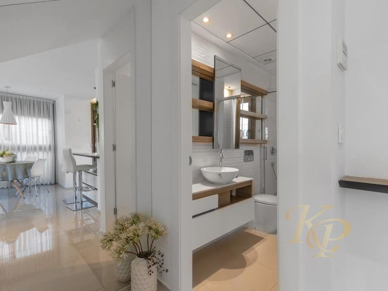 3 bedroom Townhouse for sale in Rojales with pool - € 420,000 (Ref: 9806401)