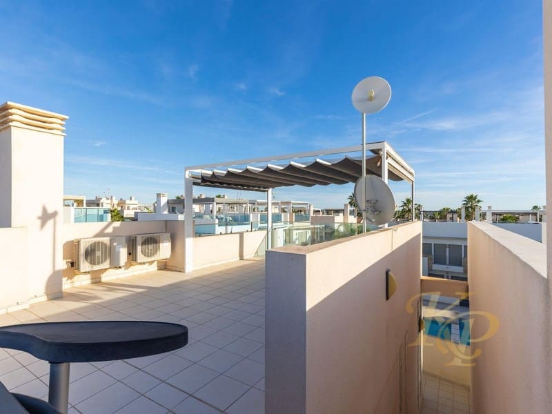 3 bedroom Townhouse for sale in Rojales with pool - € 420,000 (Ref: 9806401)