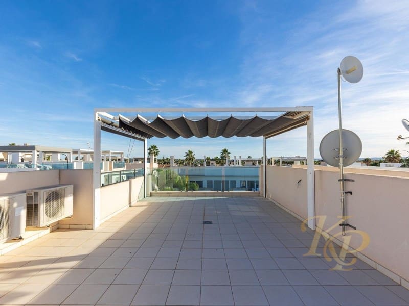 3 bedroom Townhouse for sale in Rojales with pool - € 420,000 (Ref: 9806401)